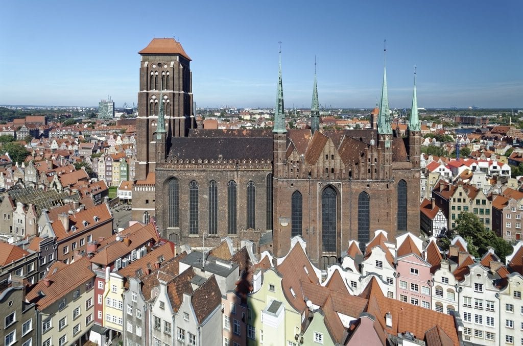 Gdańsk nocą: Najlepsze miejsca do zabawy po zmroku