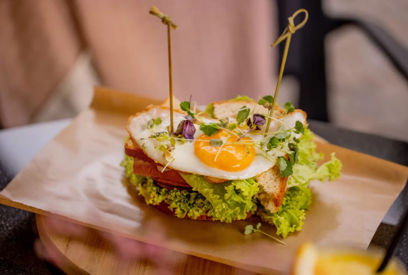 Gdanska-starowka-kulinarna-podroz-przez-smaki-i-klimaty Gdańska starówka: kulinarna podróż przez smaki i klimaty