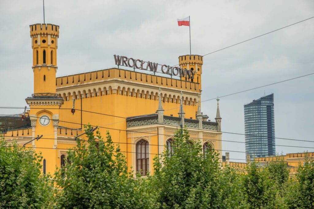 Gdańsk Główny czy Wrzeszcz: gdzie najlepiej wynająć nocleg na krótki weekend?