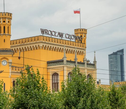 Gdańsk Główny czy Wrzeszcz: gdzie najlepiej wynająć nocleg na krótki weekend? Gdańsk Główny czy Wrzeszcz: gdzie najlepiej wynająć nocleg na krótki weekend?